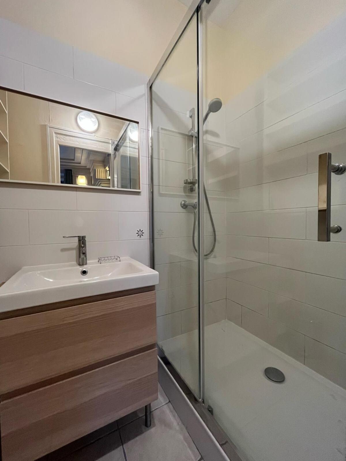 Chaponnay - Superb T2 Apartment - Lyon 3Rd ภายนอก รูปภาพ